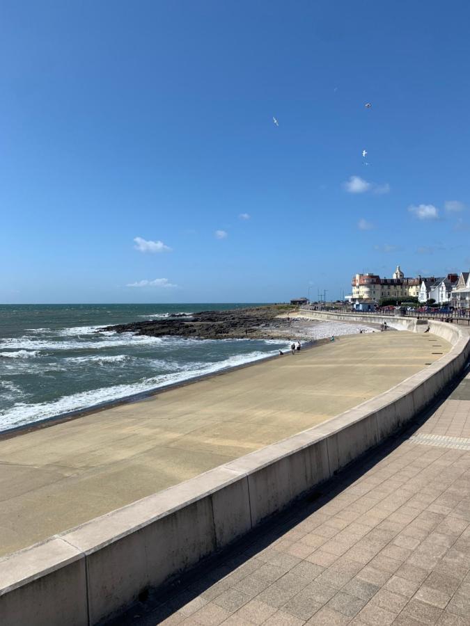 Phoenix Caravan Hire, Trecco Bay Porthcawl Dış mekan fotoğraf